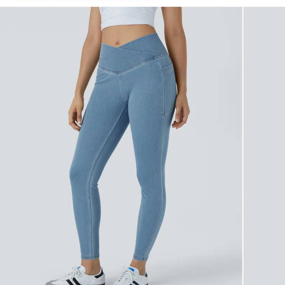 Women's Blue Jeans